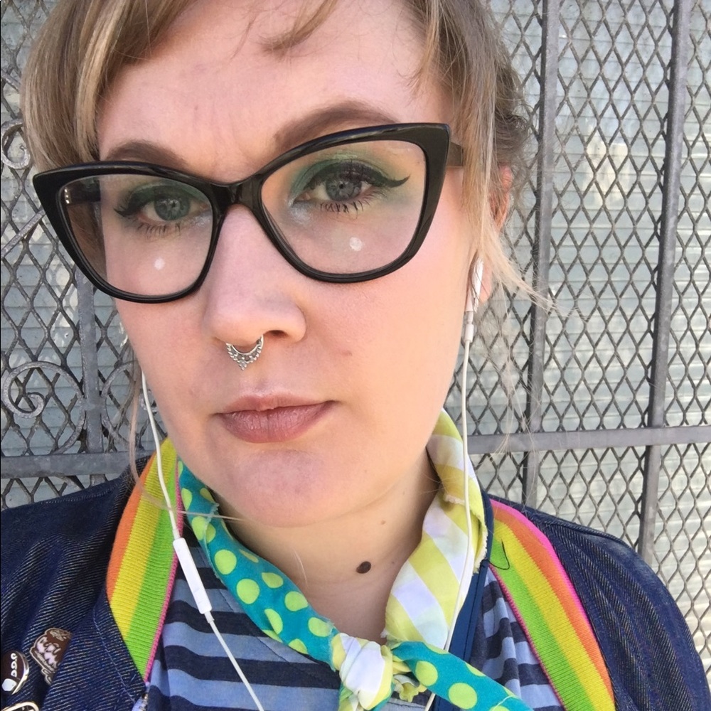 Meet your Posher, Sara